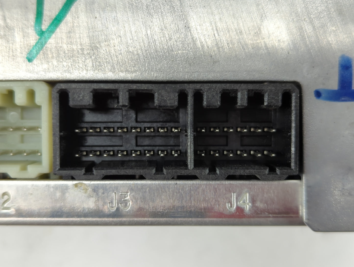 2002-2006 Gmc Envoy Communication Control Module - Oemusedautoparts1.com