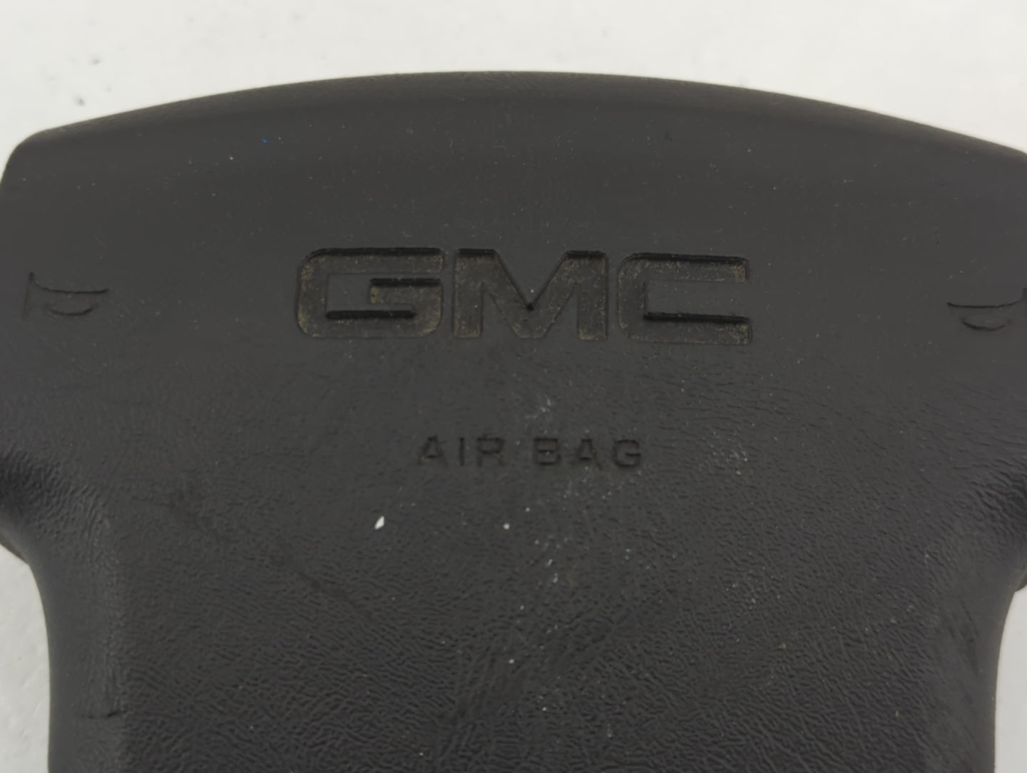 2004-2004 Gmc Envoy Air Bag Driver Left Steering Wheel Mounted Black - Oemusedautoparts1.com