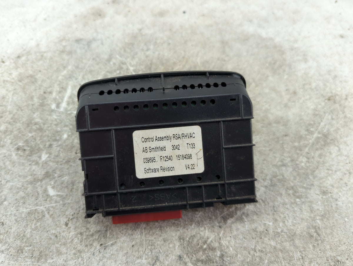 2002-2003 Gmc Envoy Xl Climate Control Module Temperature AC/Heater Replacement Fits Fits 2002 2003 OEM Used Auto Parts - Oe