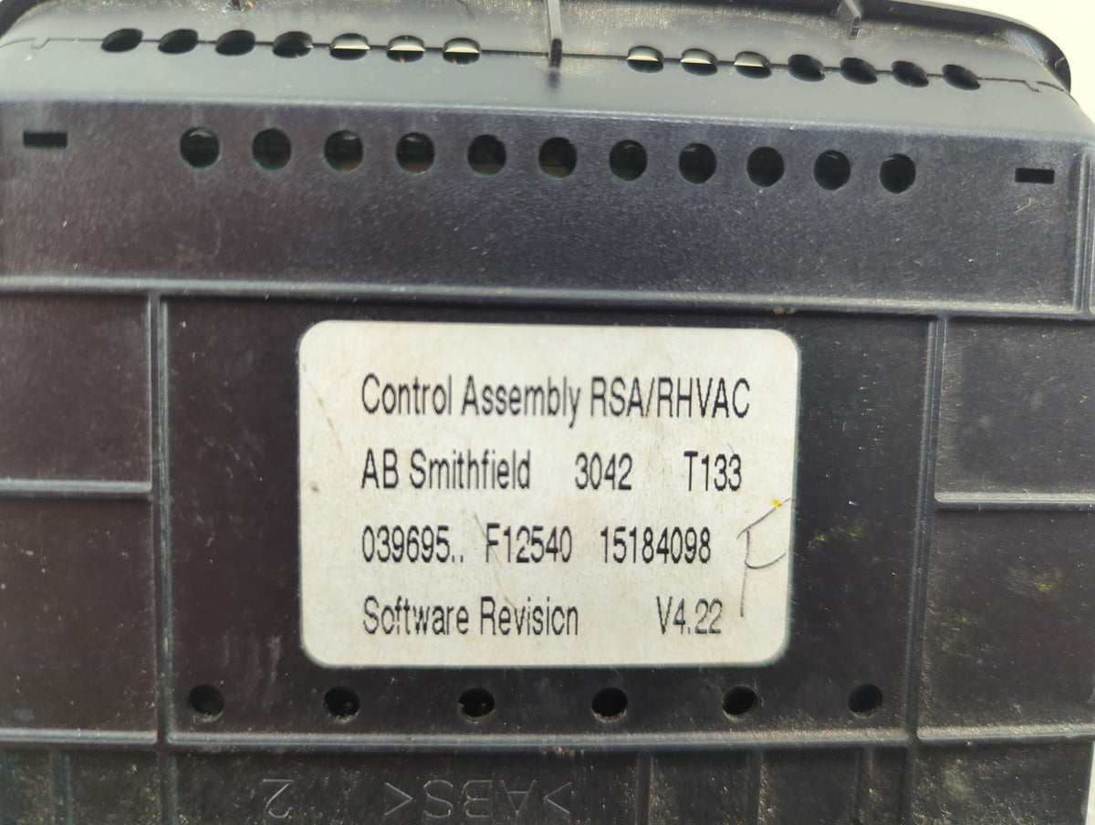 2002-2003 Gmc Envoy Xl Climate Control Module Temperature AC/Heater Replacement Fits Fits 2002 2003 OEM Used Auto Parts - Oe