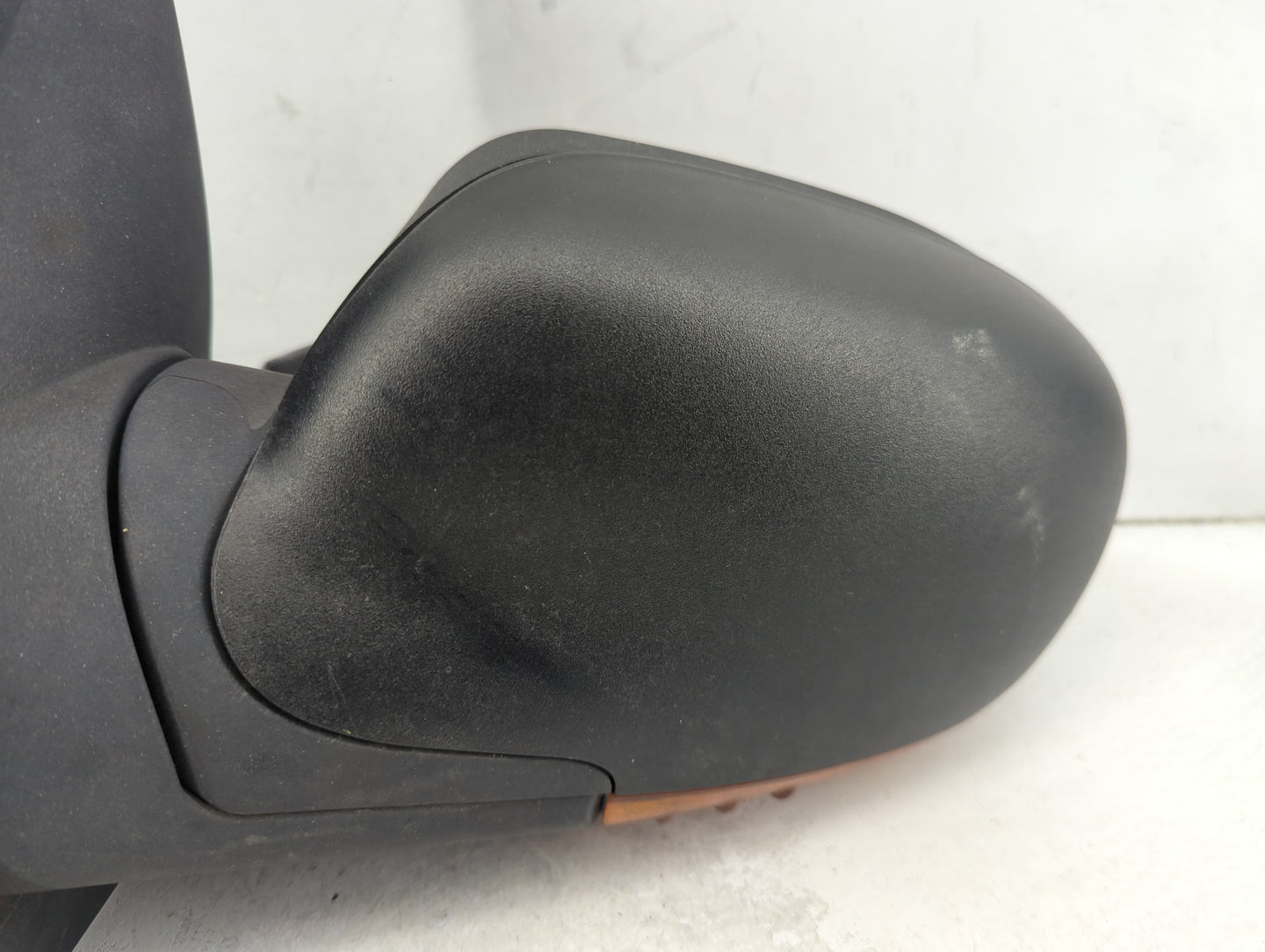 2002-2005 Gmc Envoy Xl Driver Side View Mirror - Left Door Mirror OEM Used - Oemusedautoparts1.com