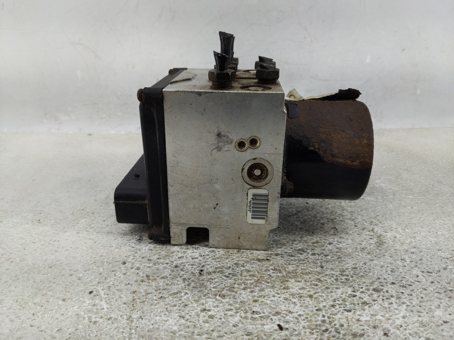 2006 Gmc Envoy Xl ABS Pump Control Module Replacement Fits OEM Used Auto Parts - Oemusedautoparts1.com
