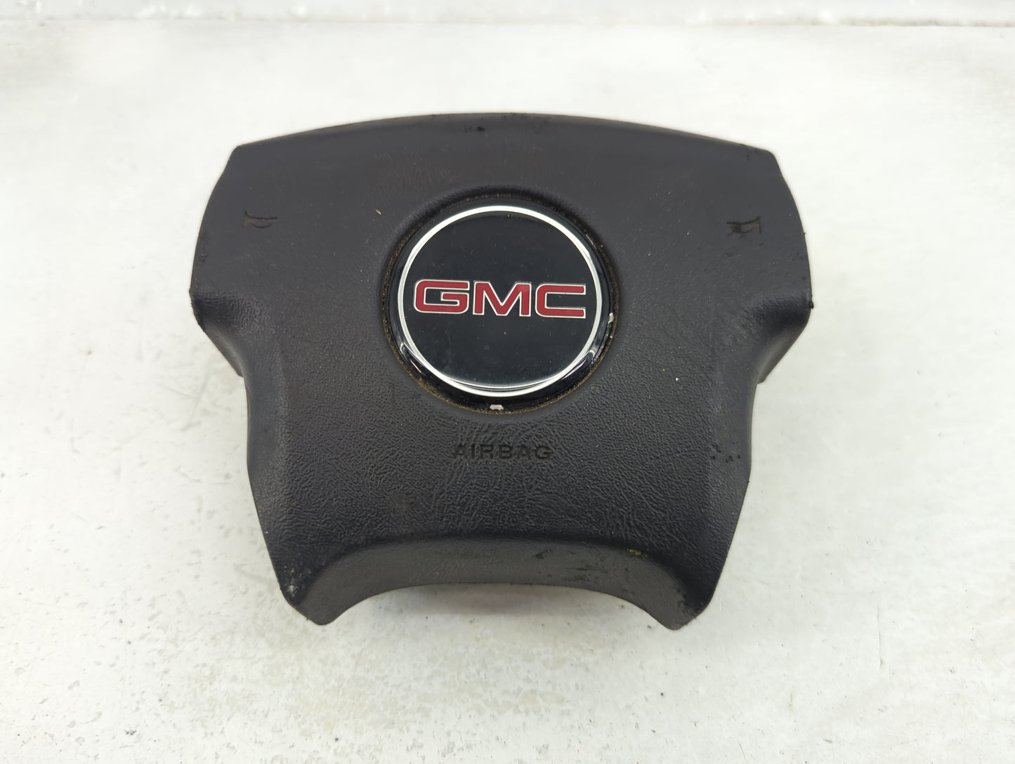 2005-2006 Gmc Envoy Xl Air Bag Driver Left Steering Wheel Mounted - Oemusedautoparts1.com