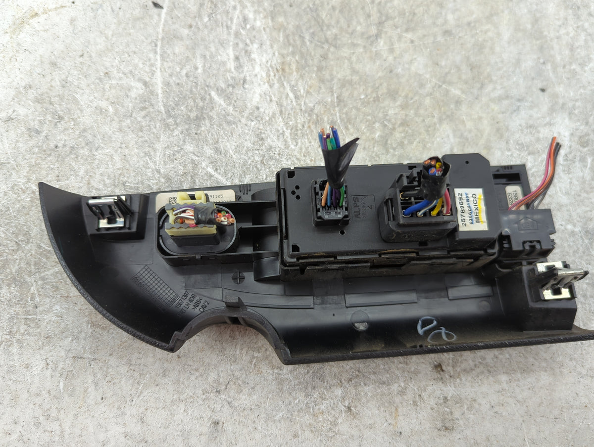 0 Gmc Sierra 1500 Master Power Window Switch Replacement Driver Side Left Fits OEM Used Auto Parts - Oemusedautoparts1.com