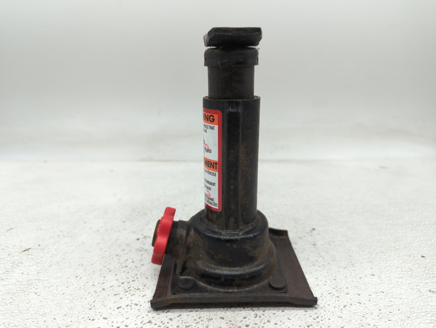2003 Gmc Sierra 1500 Pickup Spare Scissor Car Jack - Oemusedautoparts1.com