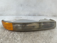 1999-2004 Gmc Sierra 2500 Passenger Right Oem Front Light Lamp 1181887 - Oemusedautoparts1.com