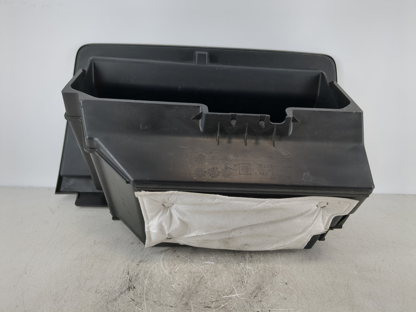 2014 Gmc Terrain Passenger Glove Box Door Storage Compartment - Oemusedautoparts1.com