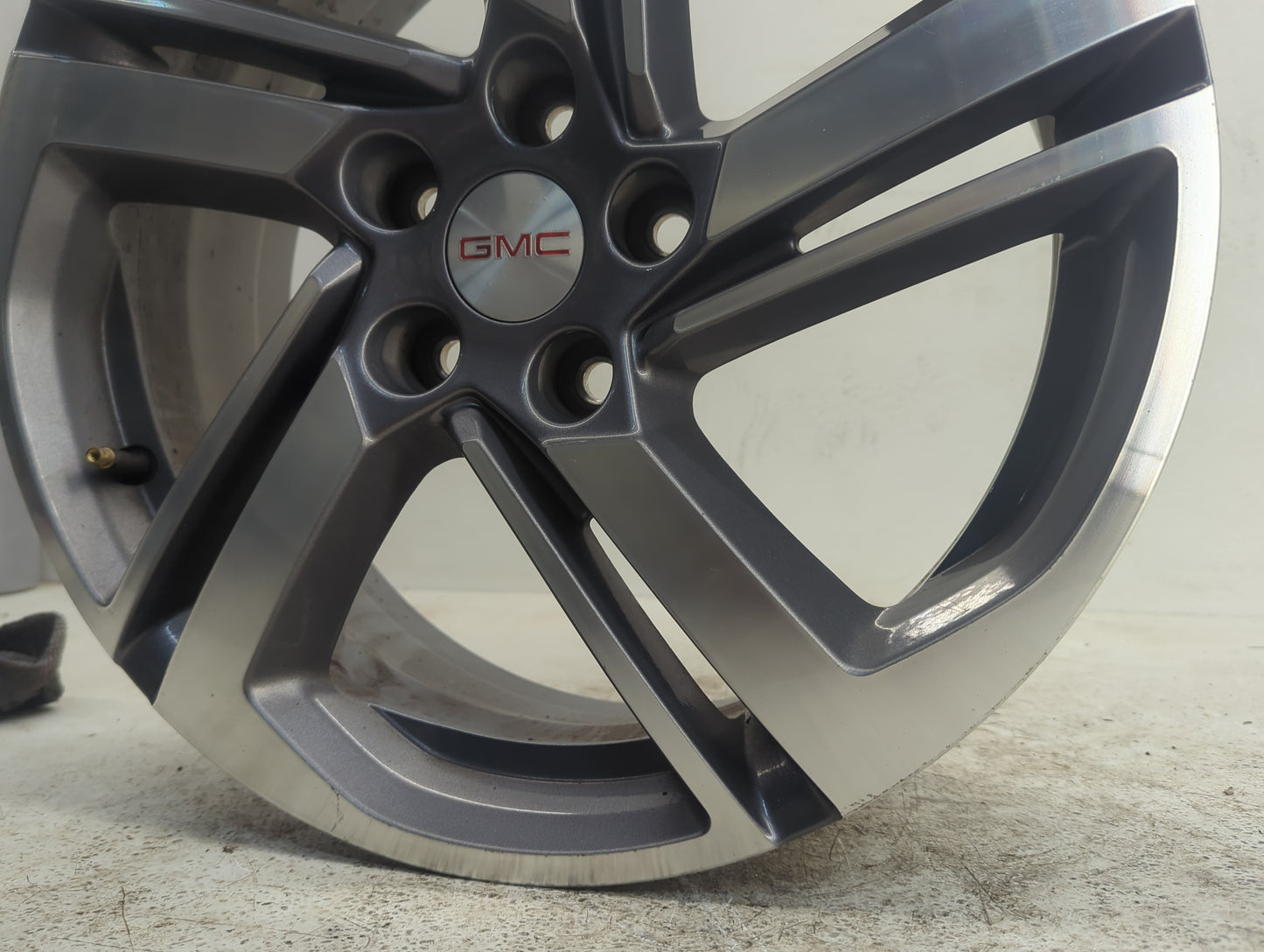 2018-2021 Gmc Terrain Oem Wheel Rim - Oemusedautoparts1.com