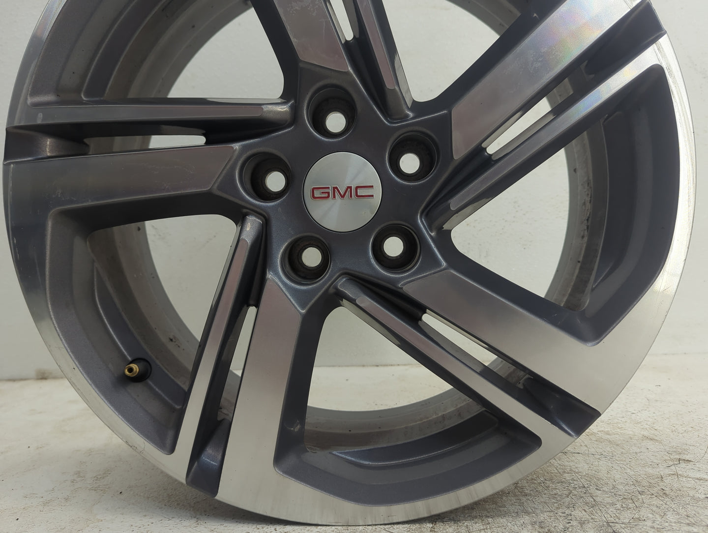 2018-2021 Gmc Terrain Oem Wheel Rim - Oemusedautoparts1.com