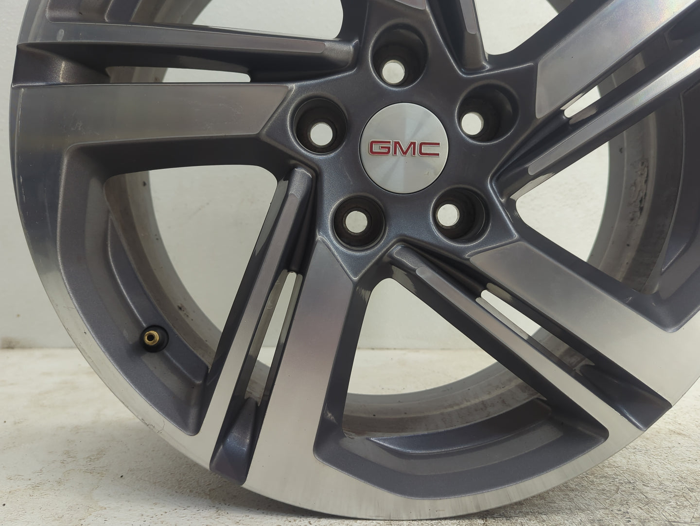 2018-2021 Gmc Terrain Oem Wheel Rim - Oemusedautoparts1.com