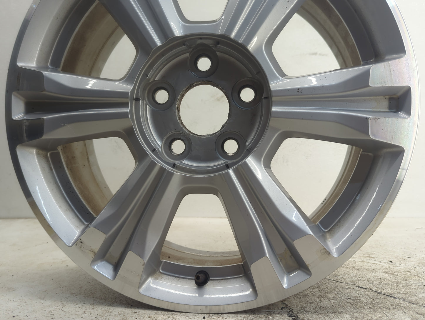 2016-2017 Gmc Terrain Oem Wheel Rim - Oemusedautoparts1.com