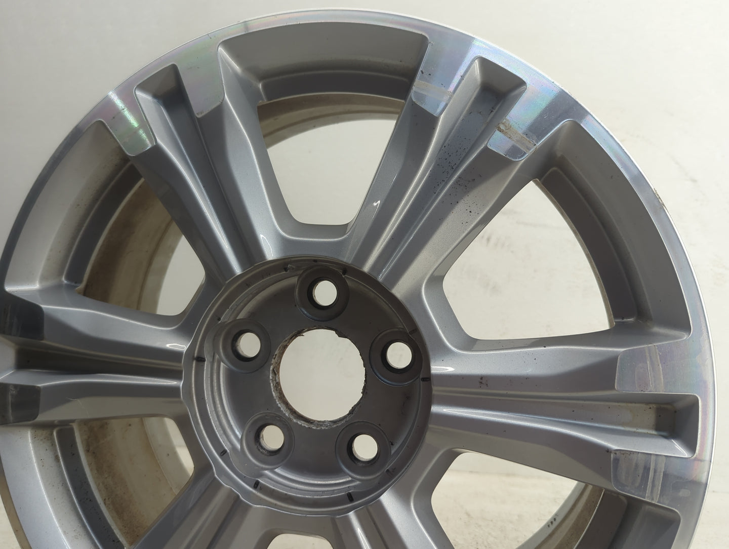 2016-2017 Gmc Terrain Oem Wheel Rim - Oemusedautoparts1.com