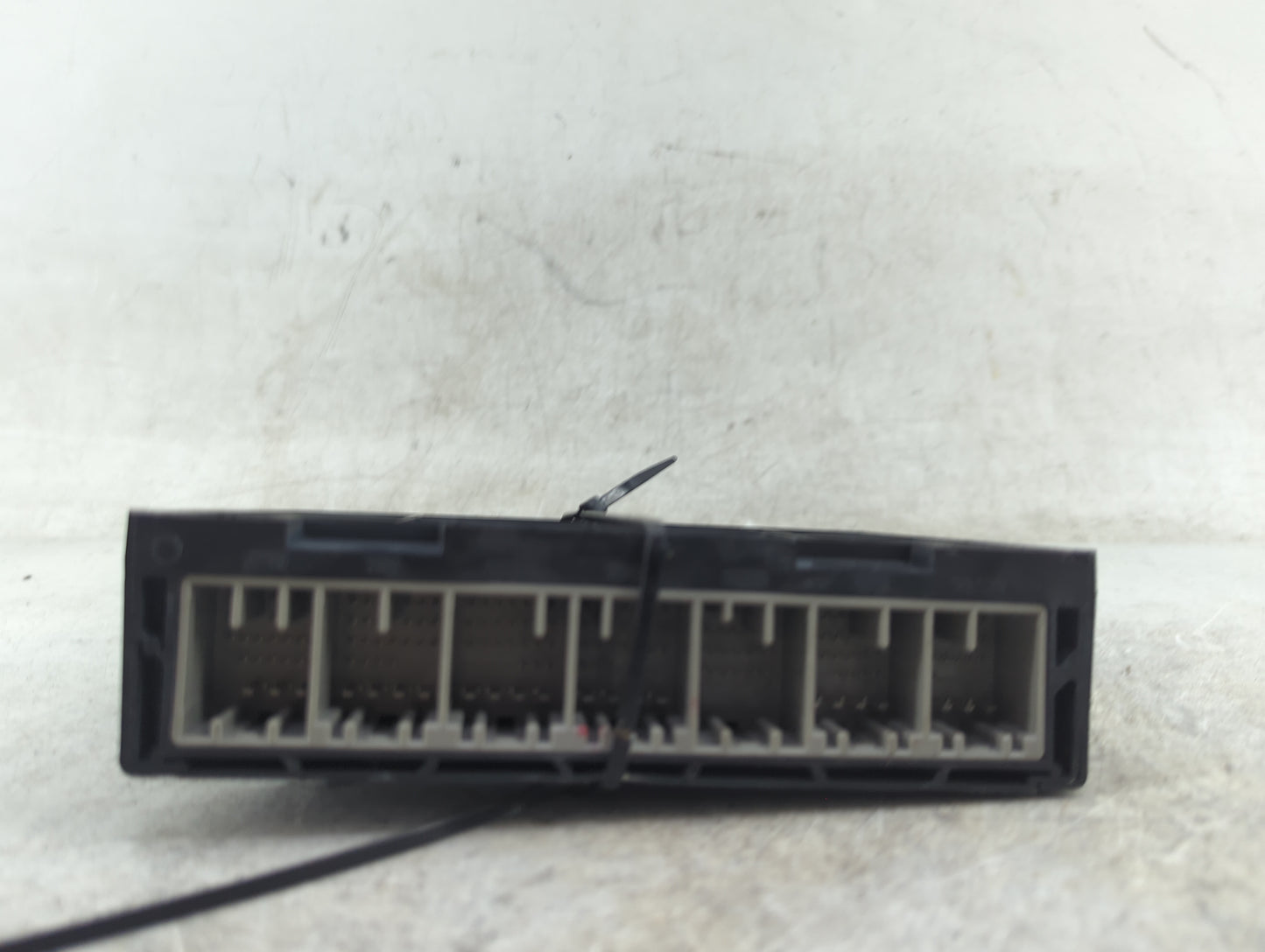 2010-2014 Gmc Terrain Body Control Module Bcm Inner Cabin Fuse Box 1179871 - Oemusedautoparts1.com