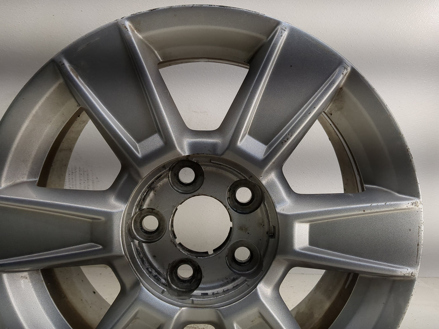 2010-2013 Gmc Terrain Oem Wheel Rim 1383416 - Oemusedautoparts1.com