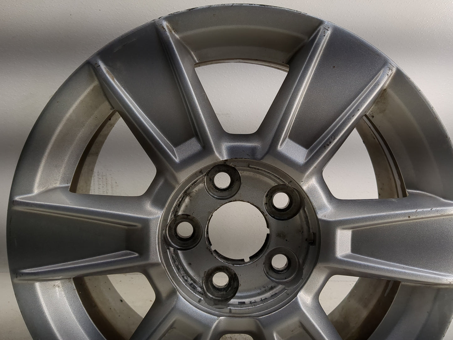 2010-2013 Gmc Terrain Oem Wheel Rim 1383416 - Oemusedautoparts1.com