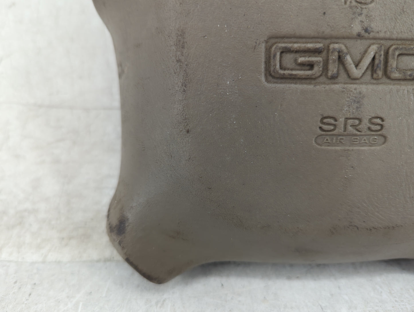1999-2000 Gmc Yukon Air Bag Driver Left Steering Wheel Mounted - Oemusedautoparts1.com