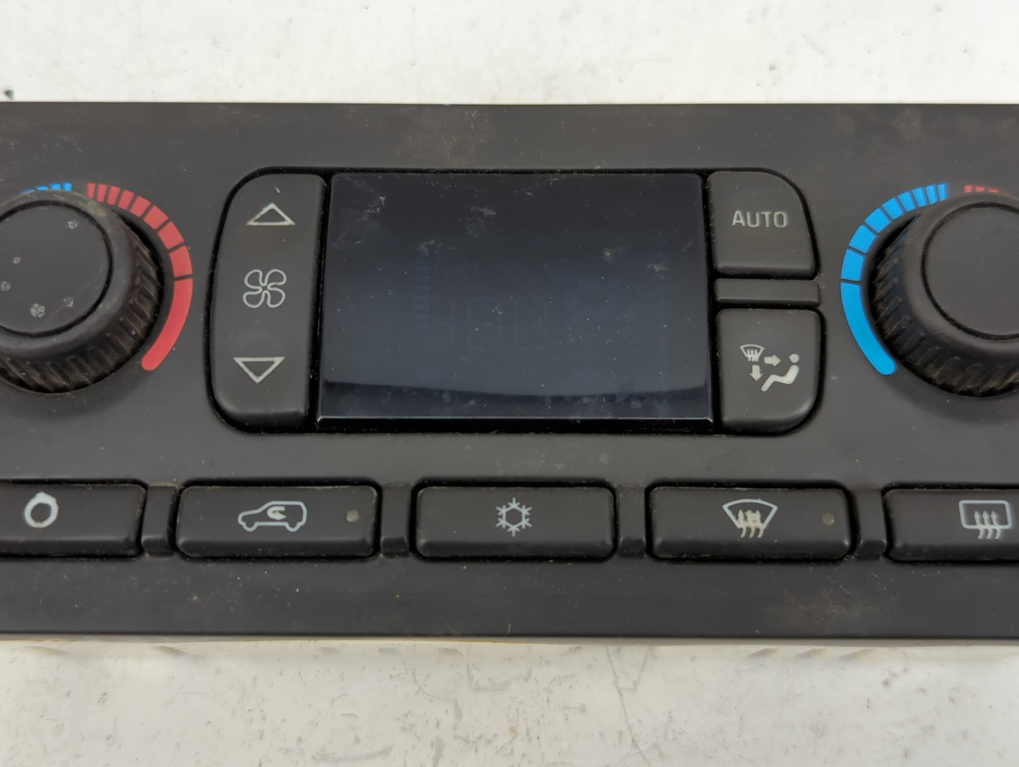 2003-2004 Gmc Yukon Climate Control Module Temperature AC/Heater Replacement Fits Fits 2003 2004 OEM Used Auto Parts - Oemus