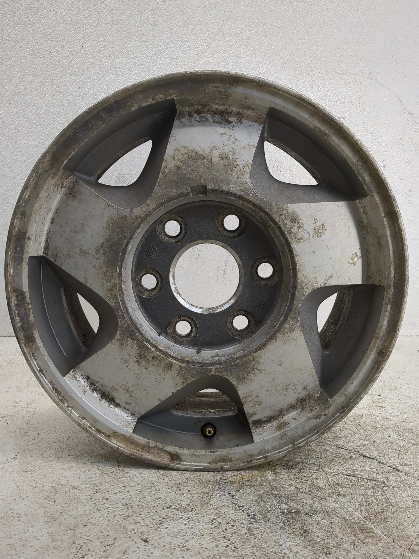 1992-1999 Gmc Yukon Oem Wheel Rim 1169010 - Oemusedautoparts1.com