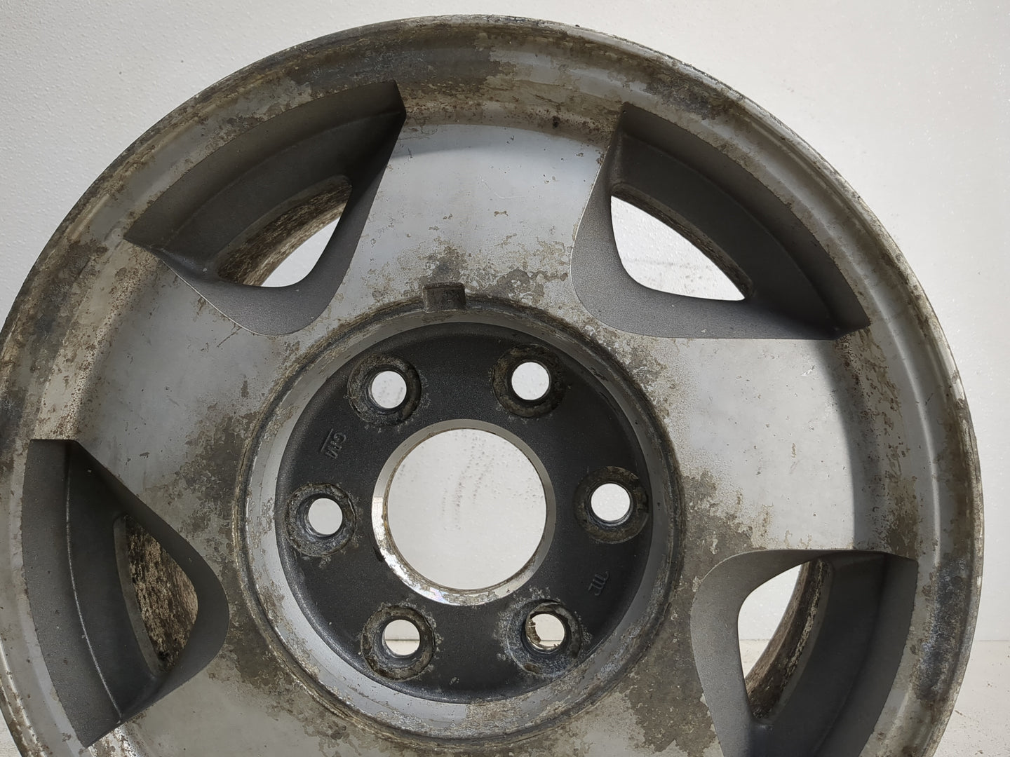 1992-1999 Gmc Yukon Oem Wheel Rim 1169022 - Oemusedautoparts1.com