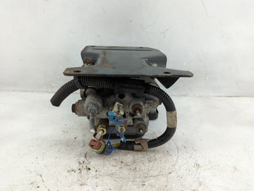 1996-1997 Gmc Yukon ABS Pump Control Module Replacement Fits Fits 1996 1997 OEM Used Auto Parts