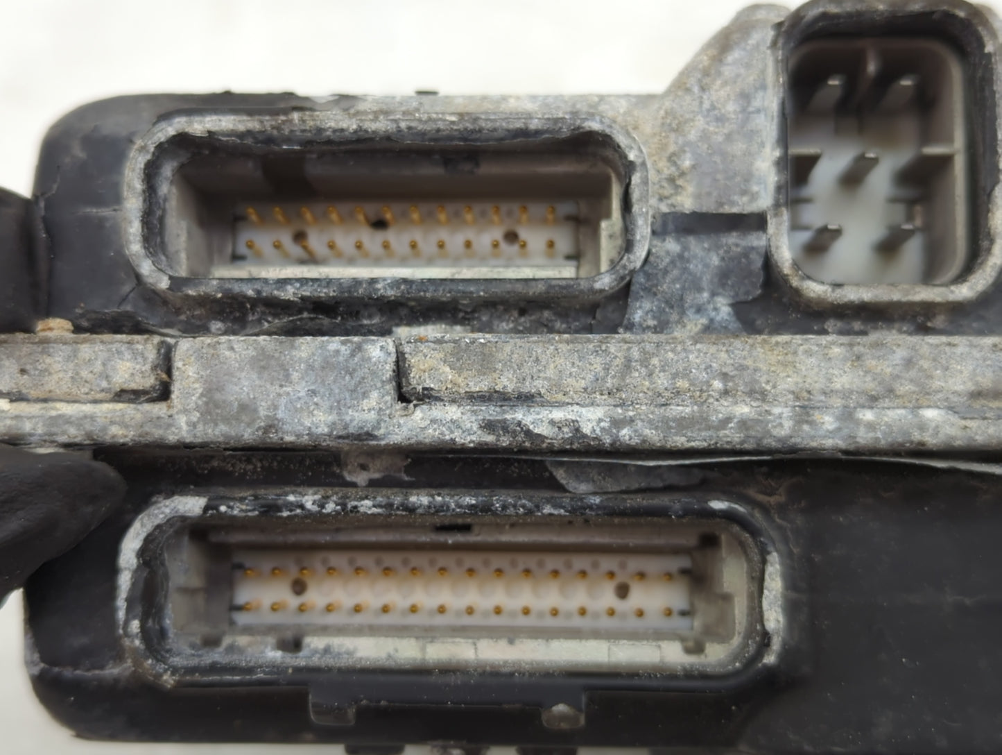 1996 Gmc Yukon PCM Engine Control Computer ECU ECM PCU OEM Fits OEM Used Auto Parts - Oemusedautoparts1.com