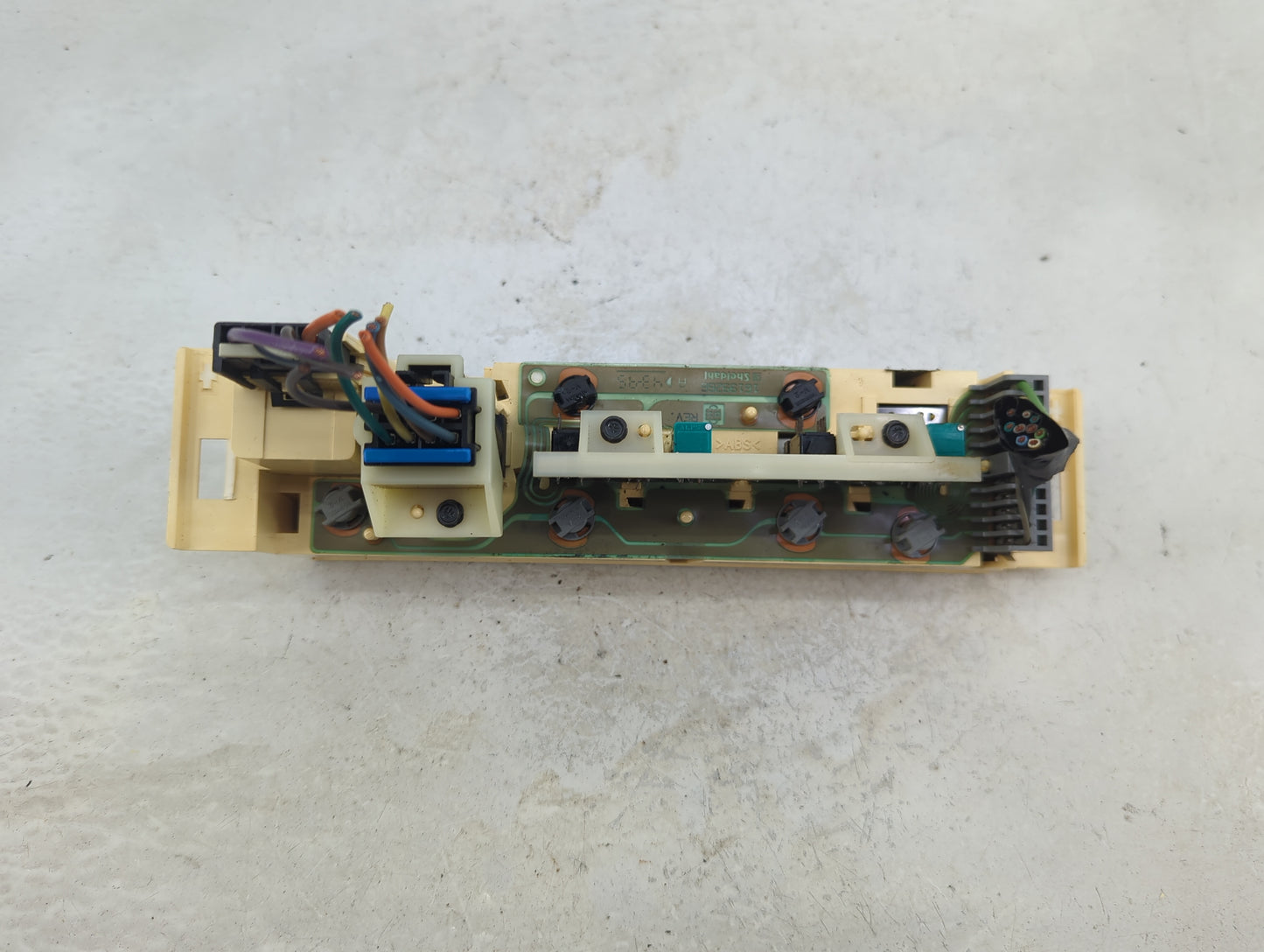 1996-2000 Gmc Yukon Climate Control Module Temperature AC/Heater Replacement Fits Fits 1996 1997 1998 1999 2000 OEM Used Aut