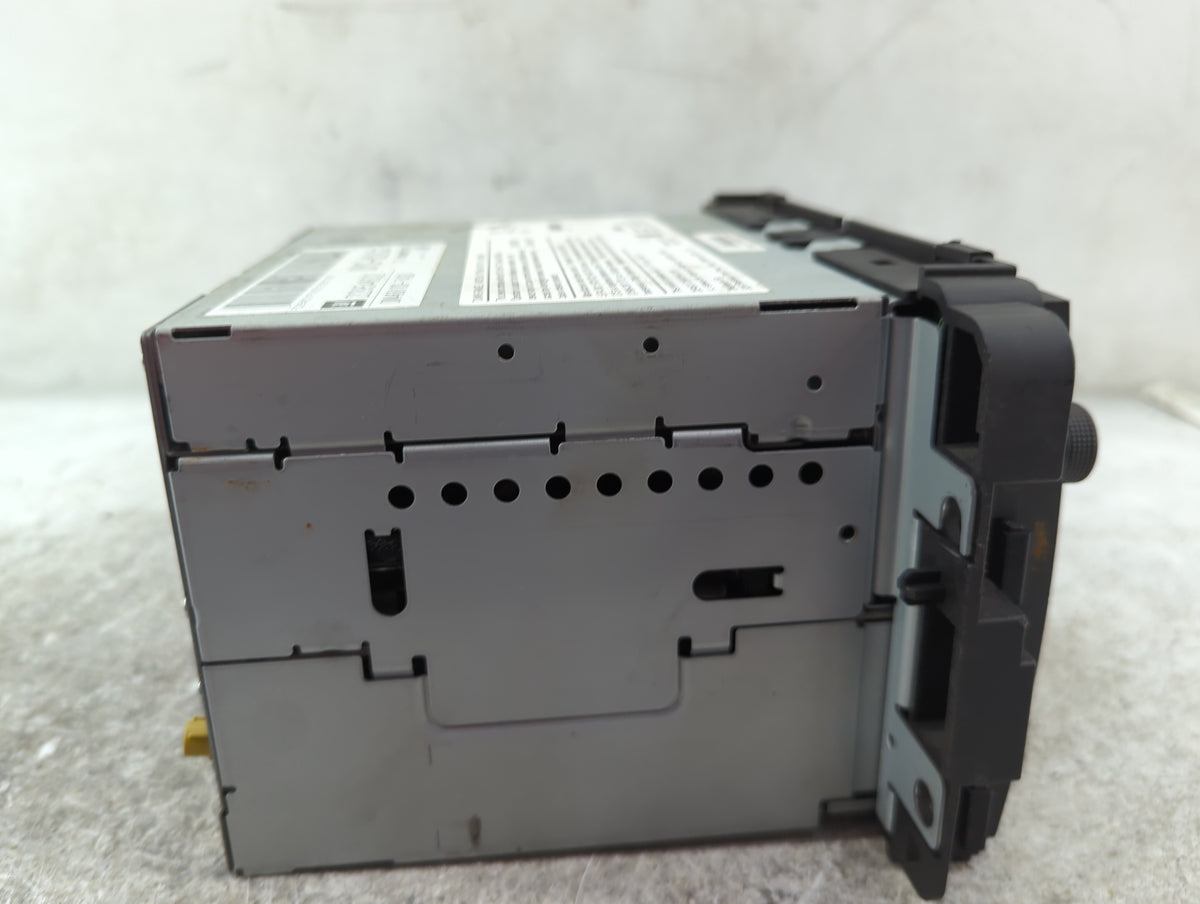 2013 Gmc Yukon Xl 1500 Radio AM FM Cd Player Receiver Replacement OEM Used Auto Parts - Oemusedautoparts1.com