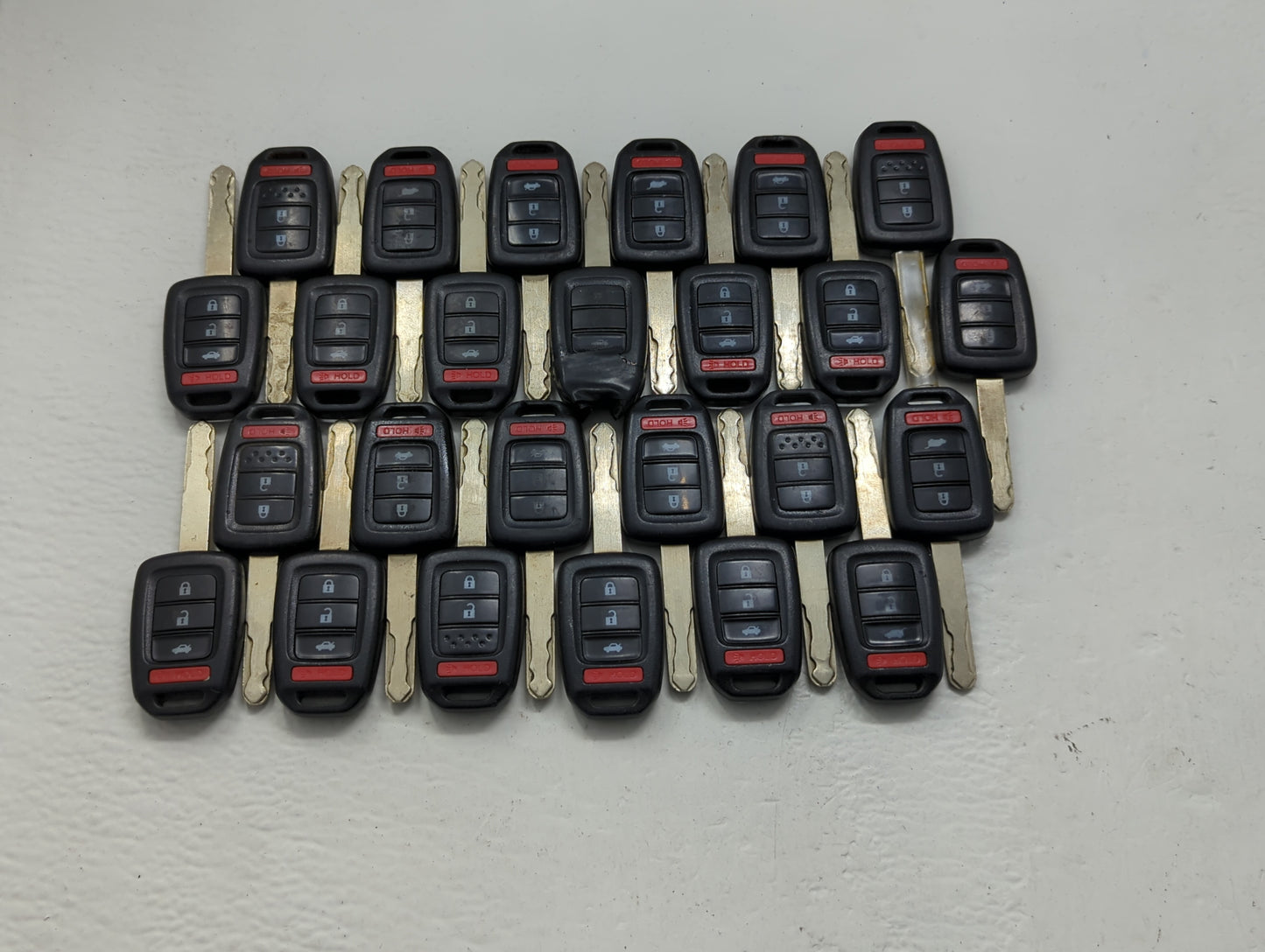 Lot of 25 Honda Keyless Entry Remote Fob MLBHLIK6-1T | MLBHLIK6-1TA - Oemusedautoparts1.com