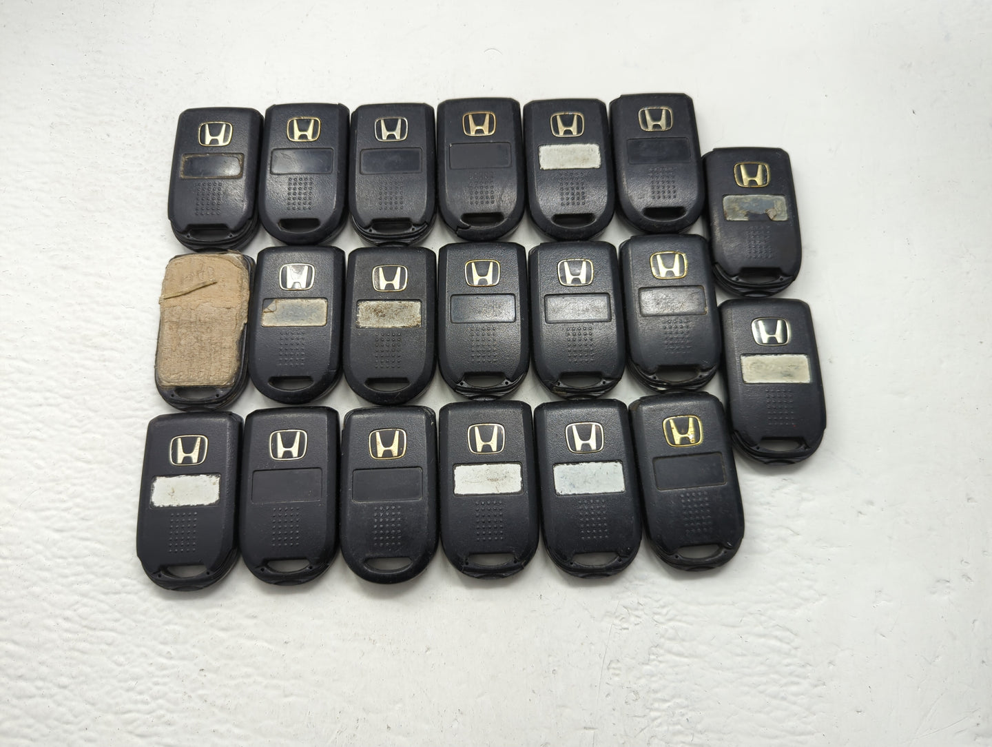 Lot of 20 Honda Keyless Entry Remote Fob MIXED FCC IDS MIXED PART - Oemusedautoparts1.com