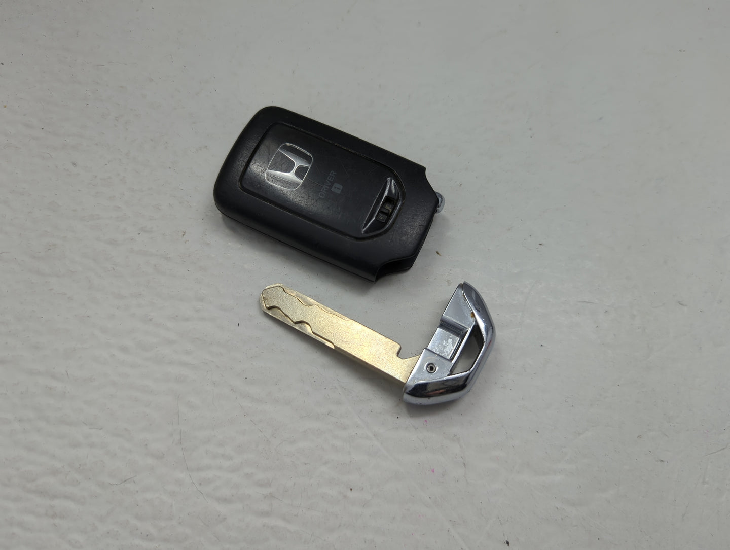 Honda Keyless Entry Remote Fob KR5V2X driver1 72147-TLA-A02 5 buttons - Oemusedautoparts1.com