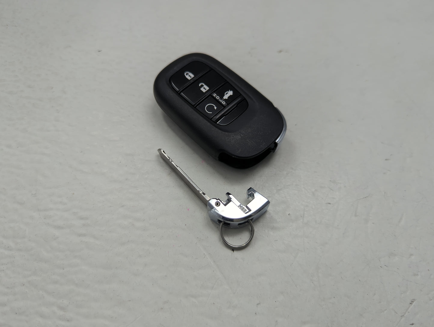 Honda Keyless Entry Remote Fob KR5TP-4 72147-T20-Y11 4 buttons - Oemusedautoparts1.com