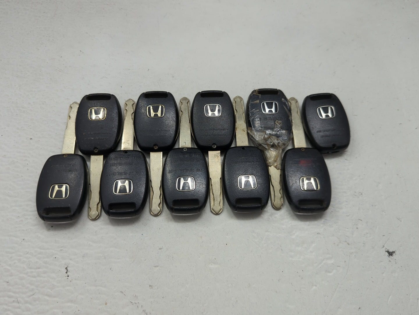 Lot of 10 Honda Keyless Entry Remote Fob MIXED FCC IDS 1475331 - Oemusedautoparts1.com
