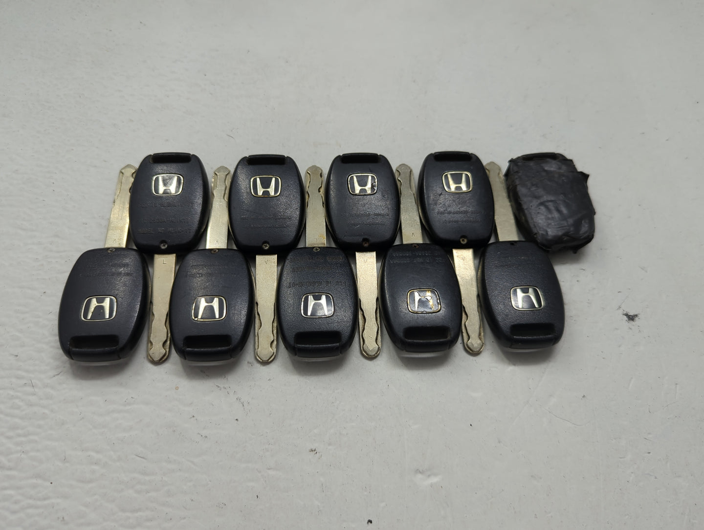 Lot of 10 Honda Keyless Entry Remote Fob MIXED FCC IDS 1475335 - Oemusedautoparts1.com