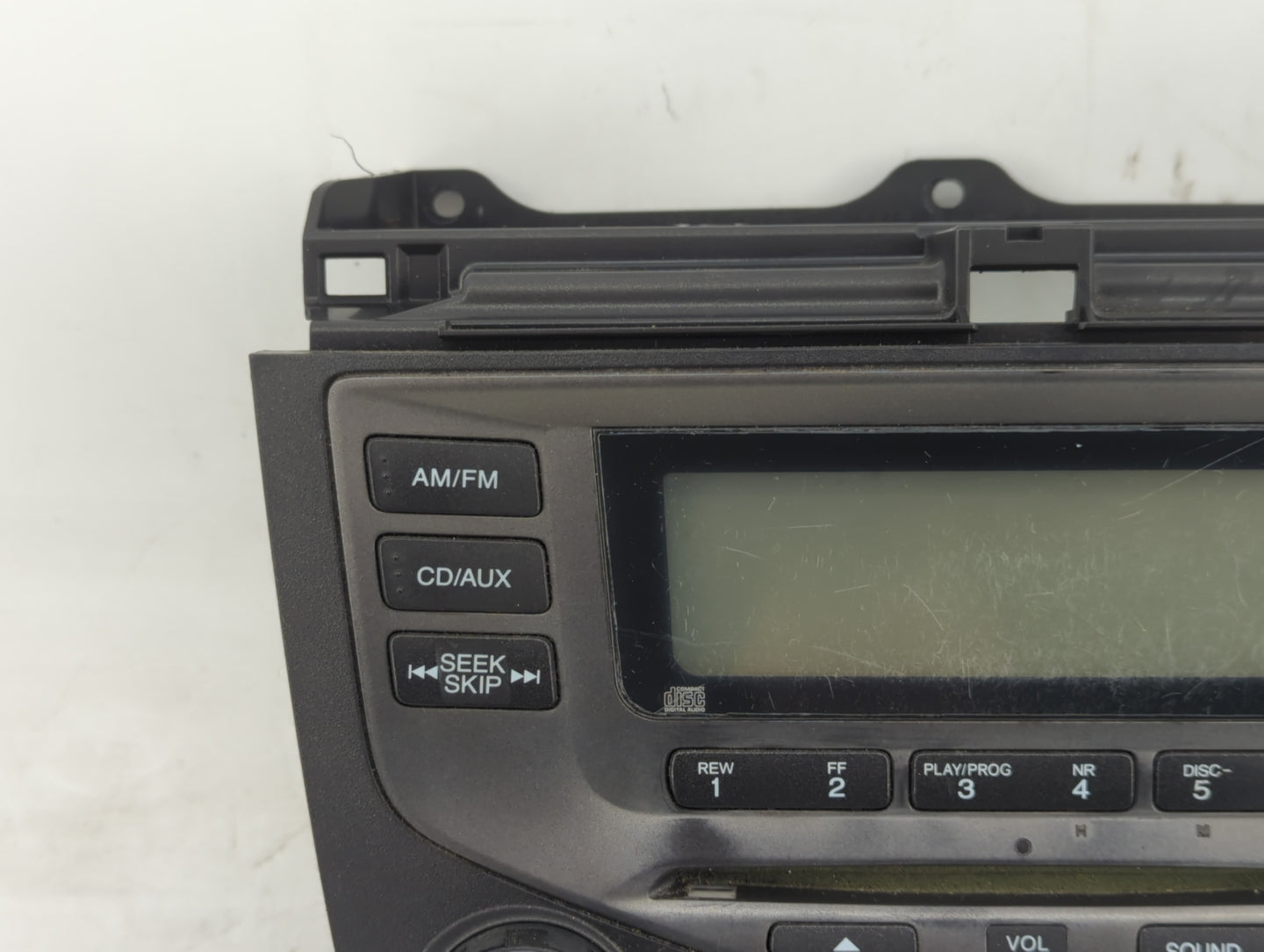 2003-2007 Honda Accord Radio AM FM Cd Player Receiver Replacement Fits Fits 2003 2004 2005 2006 2007 OEM Used Auto Parts - O