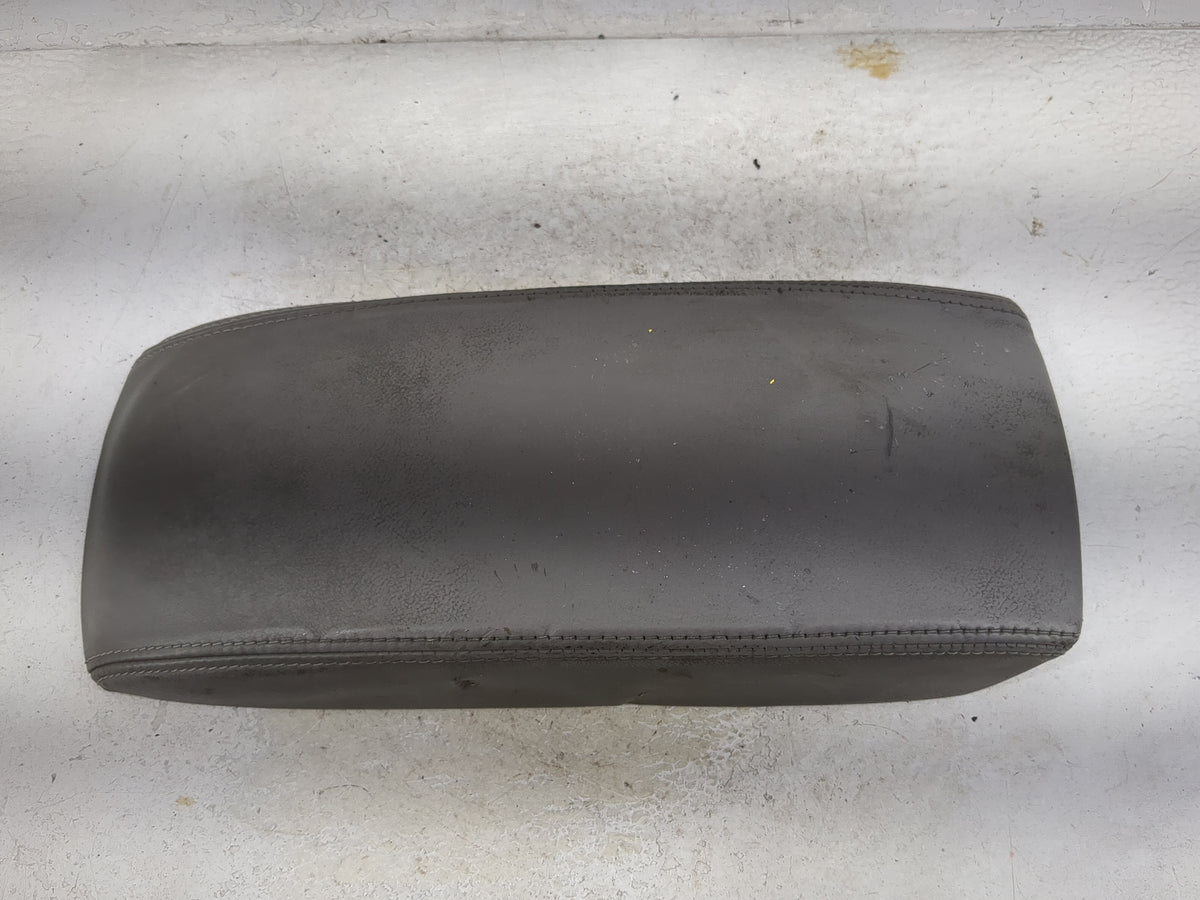1998-2002 Honda Accord Center Console Armrest Cover Lid Fits Fits 1998 1999 2000 2001 2002 OEM Used Auto Parts - Oemusedauto