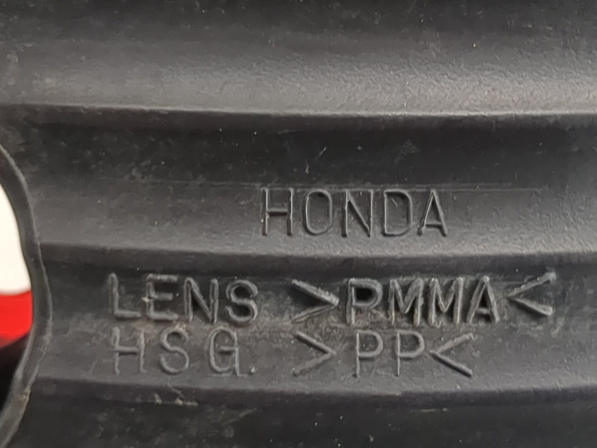 1998-2000 Honda Accord Passenger Right Side Deck Lid Mounted Tail Light 5032744 - Oemusedautoparts1.com