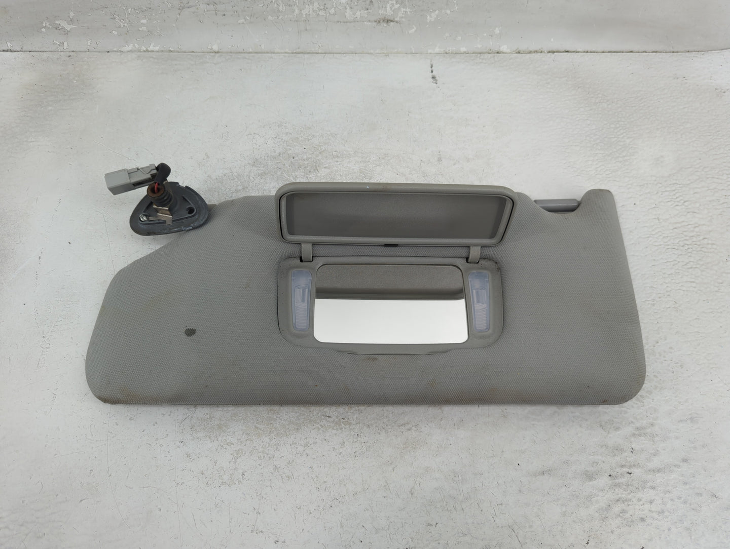 2003-2007 Honda Accord Sun Visor Shade Replacement Driver Left Mirror Fits Fits 2003 2004 2005 2006 2007 OEM Used Auto Parts