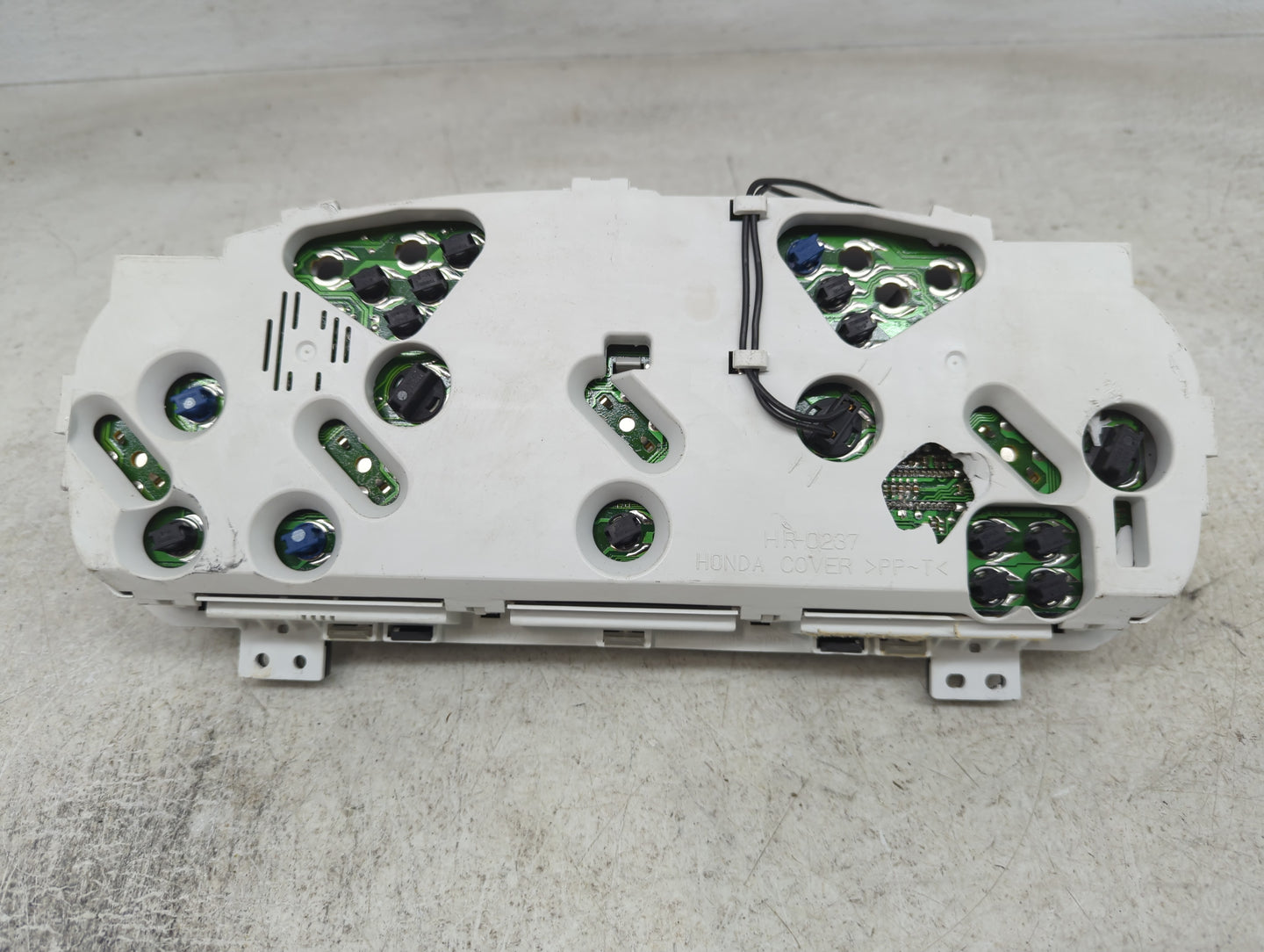 1998-1999 Honda Accord Instrument Cluster Speedometer Gauges Fits Fits 1998 1999 OEM Used Auto Parts - Oemusedautoparts1.com