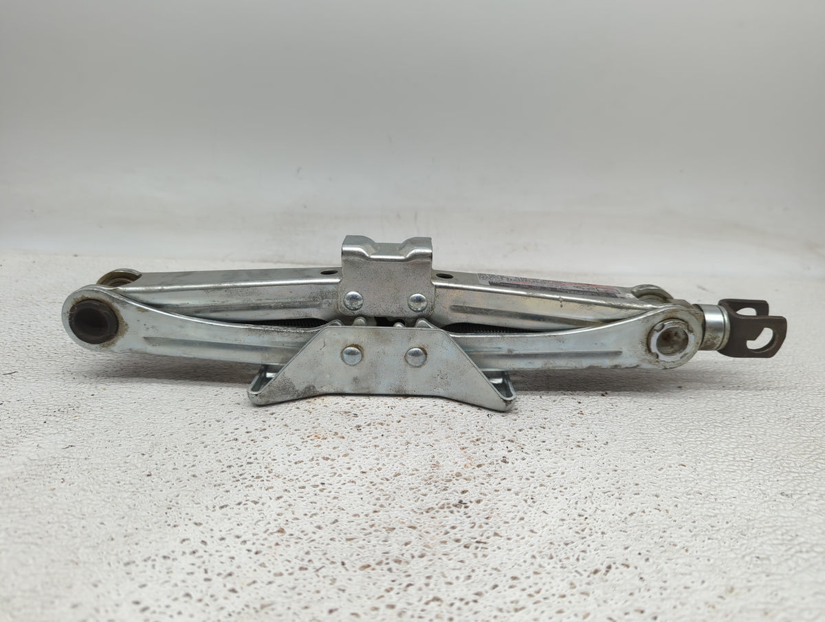 2008 Honda Accord Spare Scissor Car Jack - Oemusedautoparts1.com