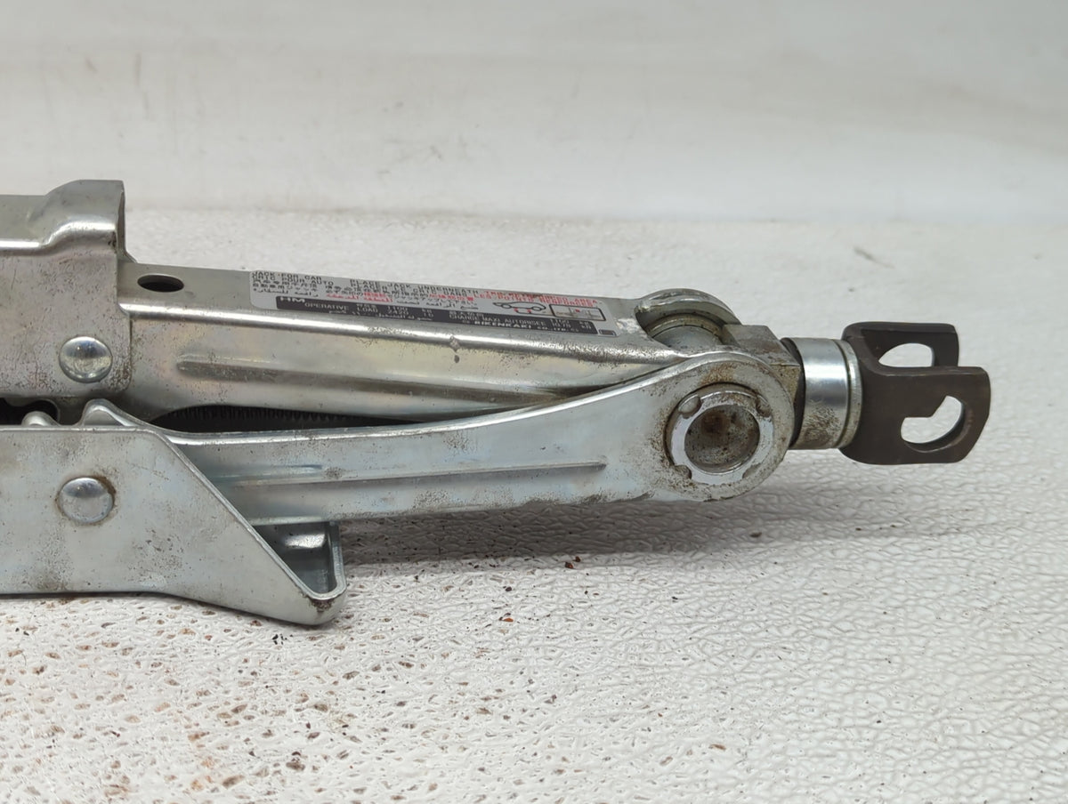 2008 Honda Accord Spare Scissor Car Jack - Oemusedautoparts1.com