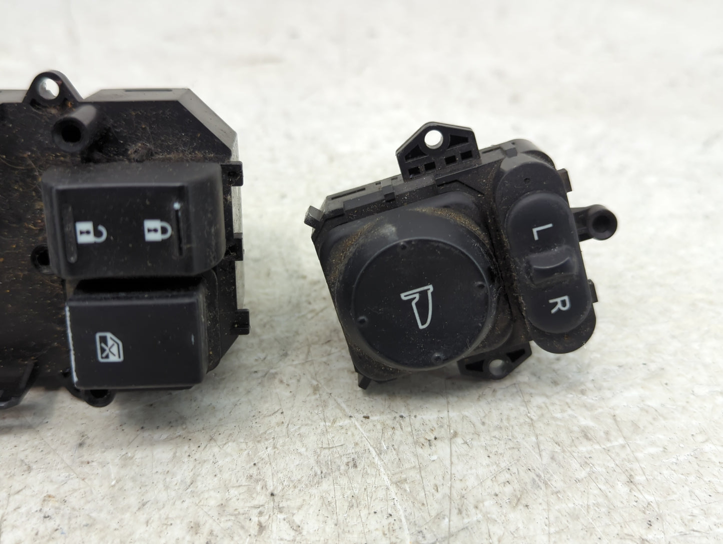 2008-2012 Honda Accord Master Power Window Switch Replacement Driver Side Left Fits Fits 2008 2009 2010 2011 2012 OEM Used A