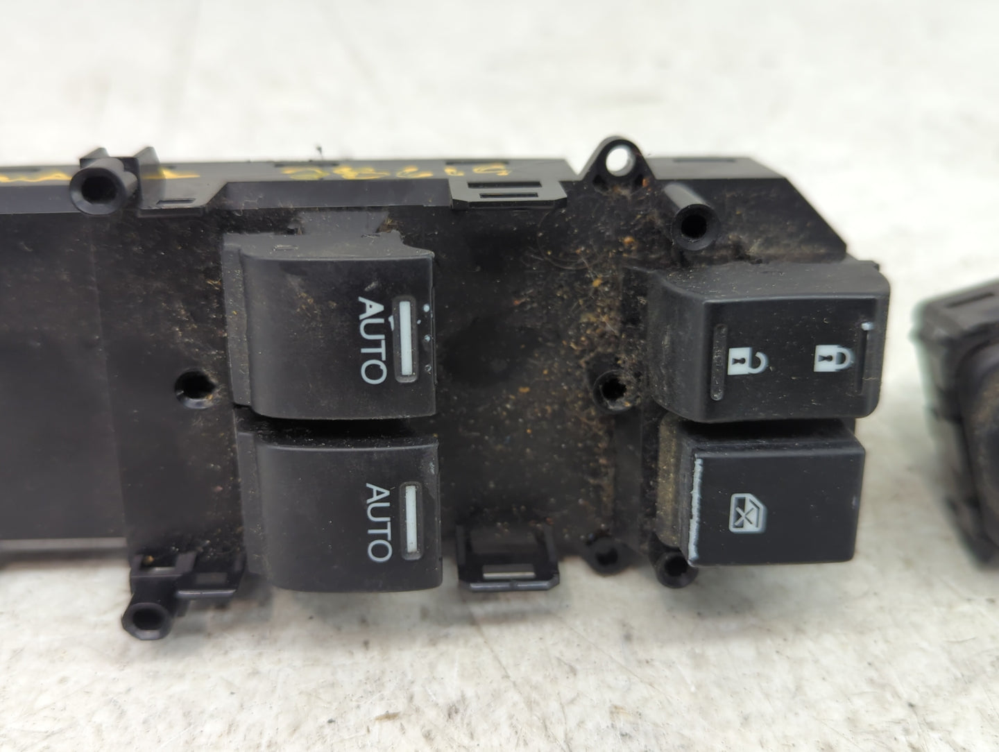 2008-2012 Honda Accord Master Power Window Switch Replacement Driver Side Left Fits Fits 2008 2009 2010 2011 2012 OEM Used A