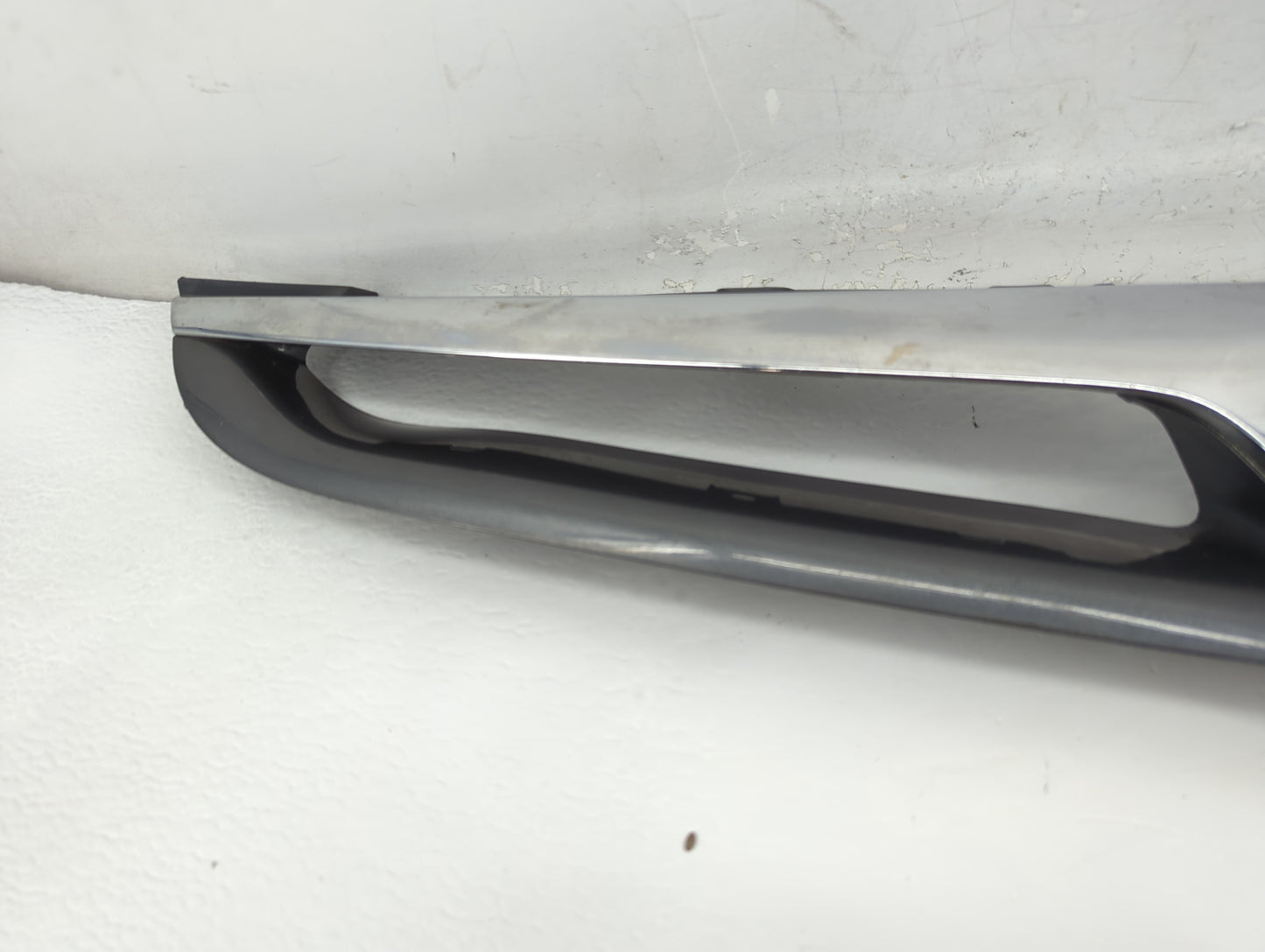 2006-2007 Honda Accord Front Grille Bumper Not Included - Oemusedautoparts1.com