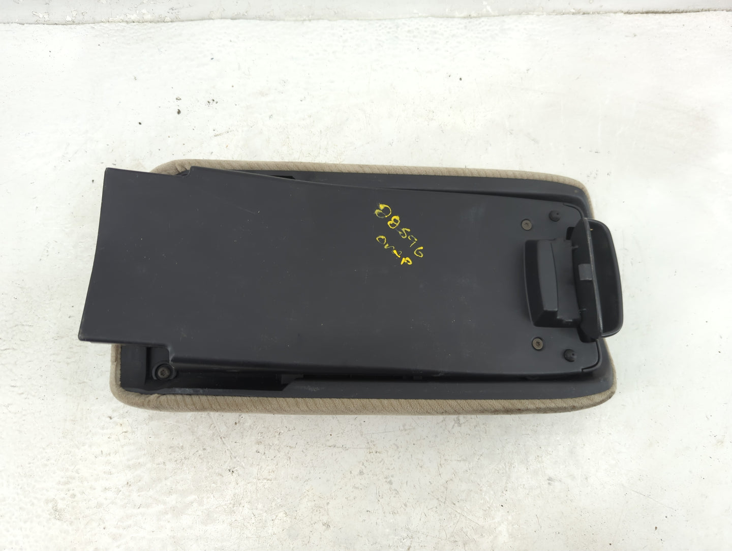 2006-2011 Honda Civic Center Console Armrest Cover Lid Fits Fits 2006 2007 2008 2009 2010 2011 OEM Used Auto Parts - Oemused
