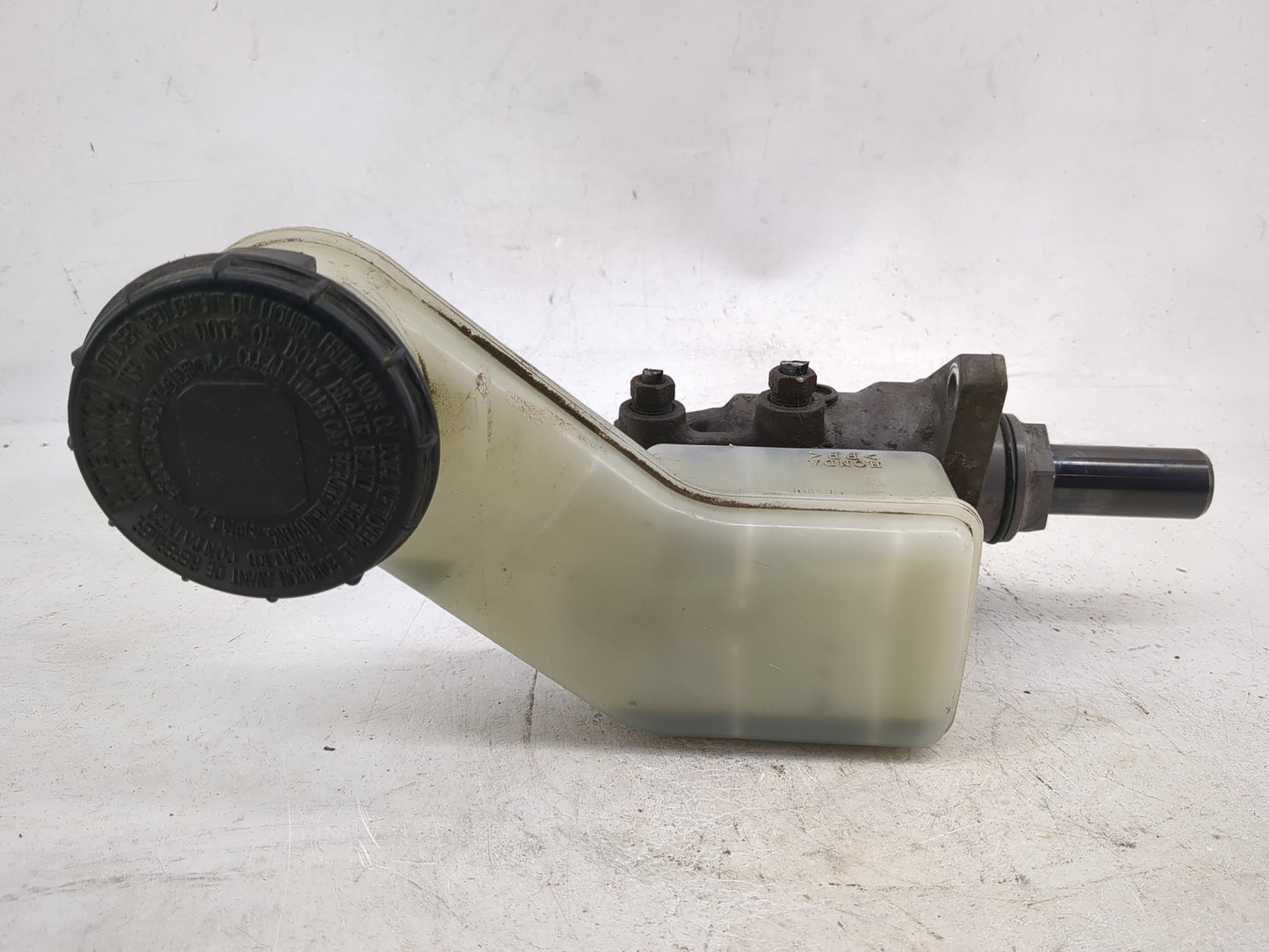 2005-2010 Honda Odyssey Brake Master Cylinder 1046494 - Oemusedautoparts1.com