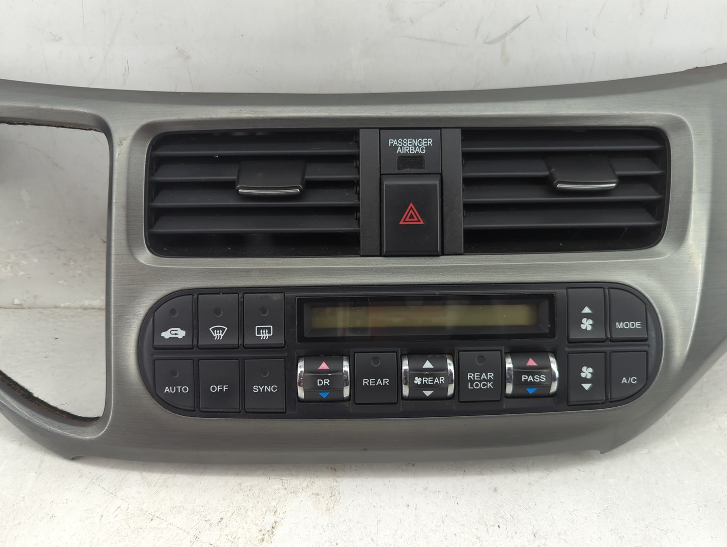 2005-2007 Honda Odyssey Climate Control Module Temperature AC/Heater Replacement Fits Fits 2005 2006 2007 OEM Used Auto Part