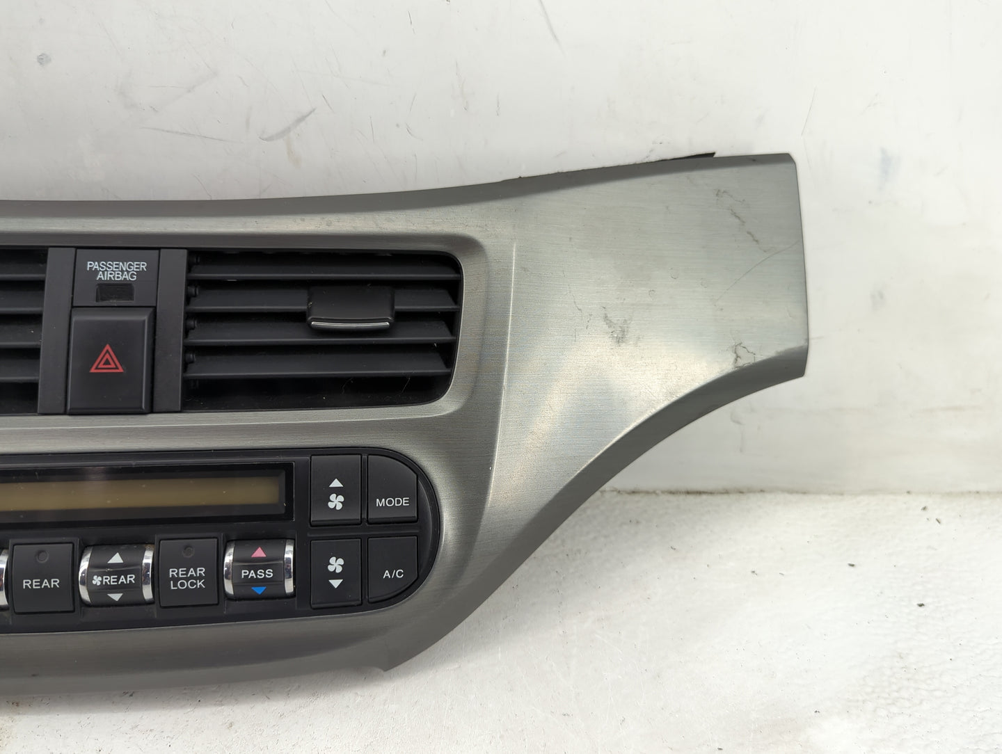 2005-2007 Honda Odyssey Climate Control Module Temperature AC/Heater Replacement Fits Fits 2005 2006 2007 OEM Used Auto Part