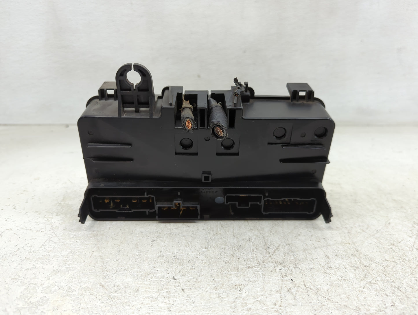 1999-2004 Honda Odyssey Fusebox Fuse Box Panel Relay Module Fits Fits 1999 2000 2001 2002 2003 2004 OEM Used Auto Parts - Oe