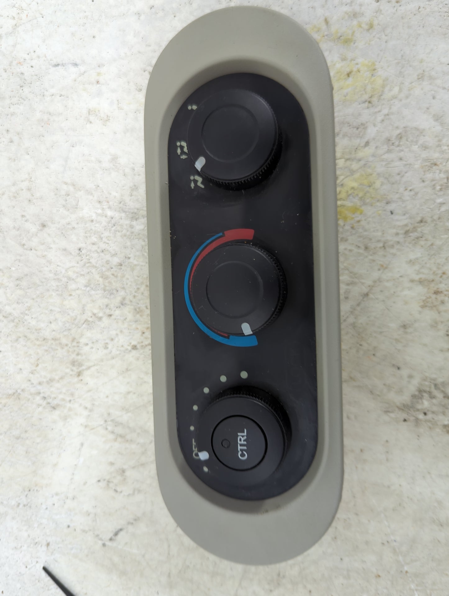 2005-2007 Honda Odyssey Climate Control Module Temperature AC/Heater Replacement Fits Fits 2005 2006 2007 OEM Used Auto Part