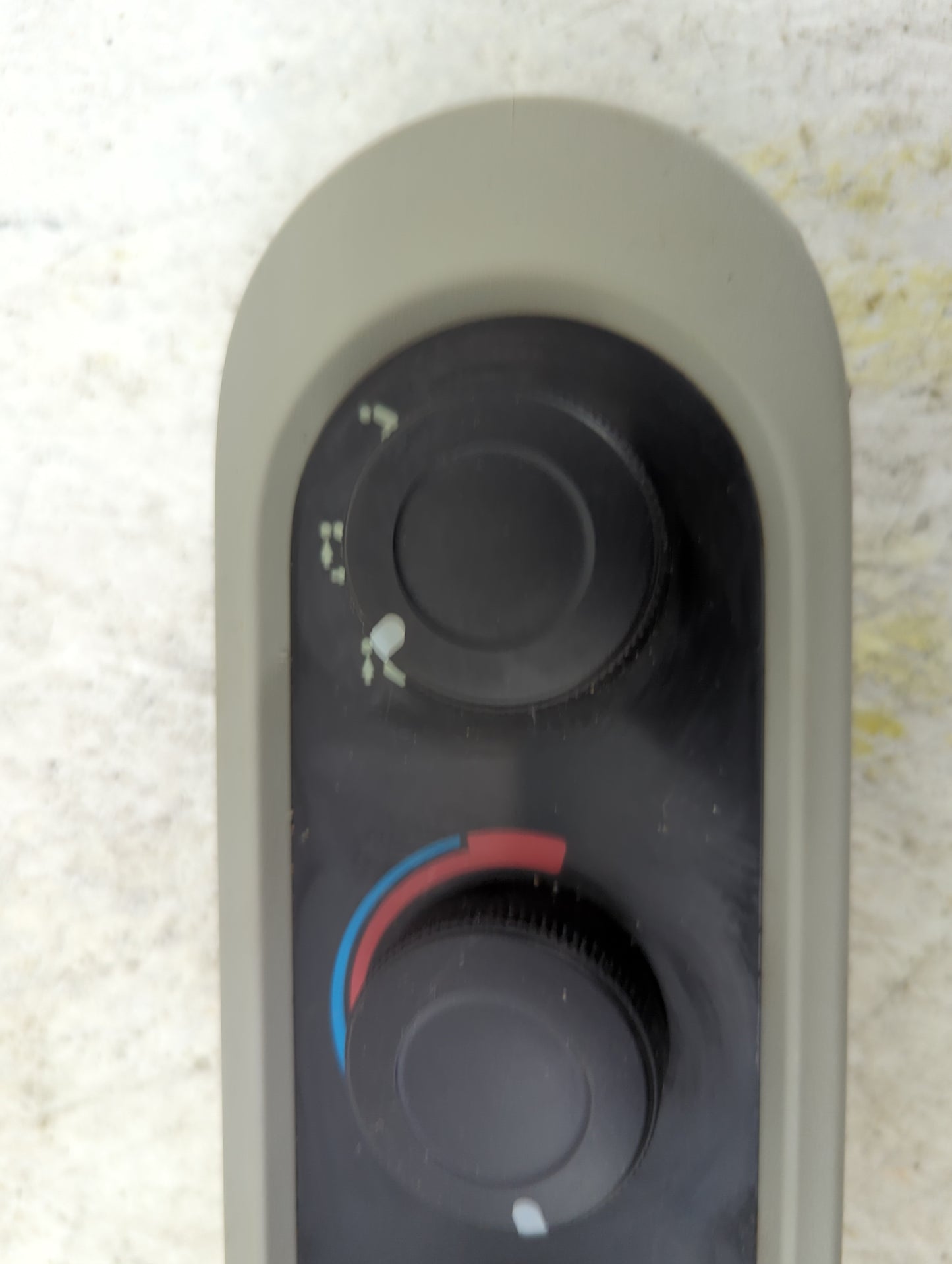 2005-2007 Honda Odyssey Climate Control Module Temperature AC/Heater Replacement Fits Fits 2005 2006 2007 OEM Used Auto Part